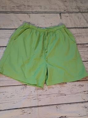 Wek Woman Vintage Lime Green Elastic Waist Shorts XL